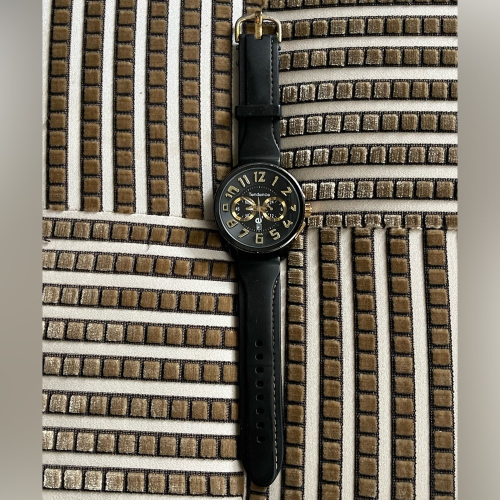 Tendence Gulliver Round Oversized Watch